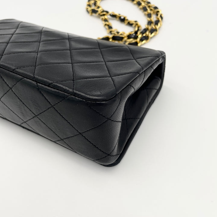 CHANEL Matelasse Shoulder Bag