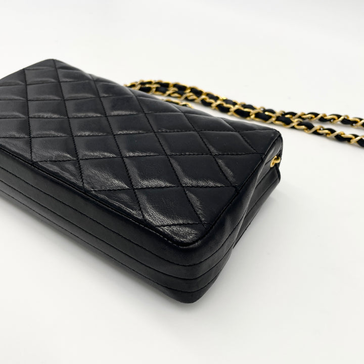 CHANEL Matelasse Shoulder Bag