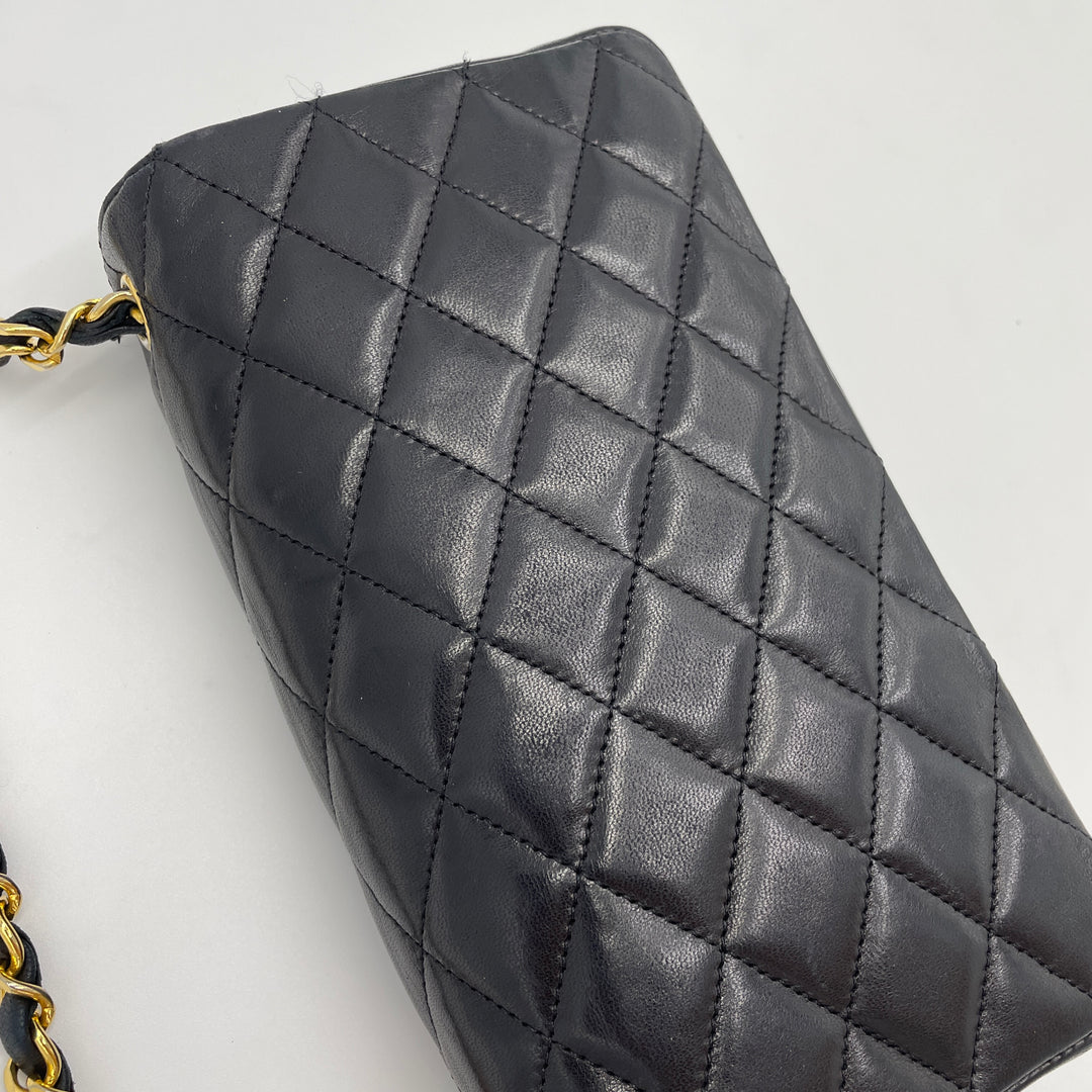 CHANEL Matelasse Shoulder Bag