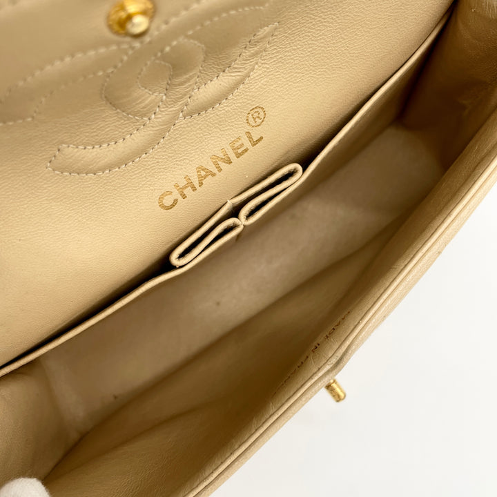 CHANEL Matelasse shoulder bag with double flap