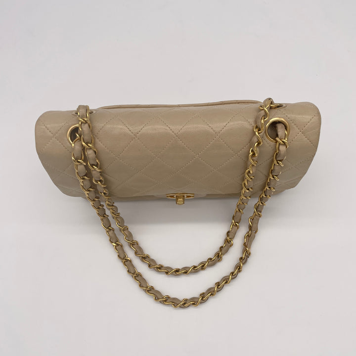 CHANEL Matelasse shoulder bag with double flap