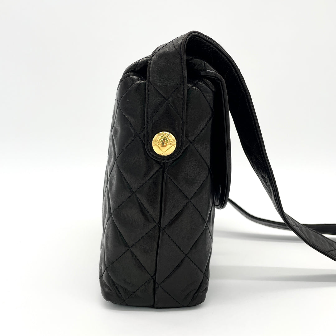 CHANEL Matelasse Shoulder Bag