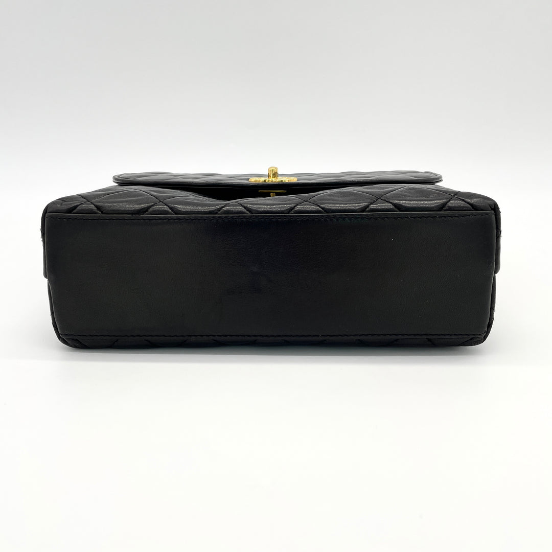 CHANEL Matelasse Shoulder Bag