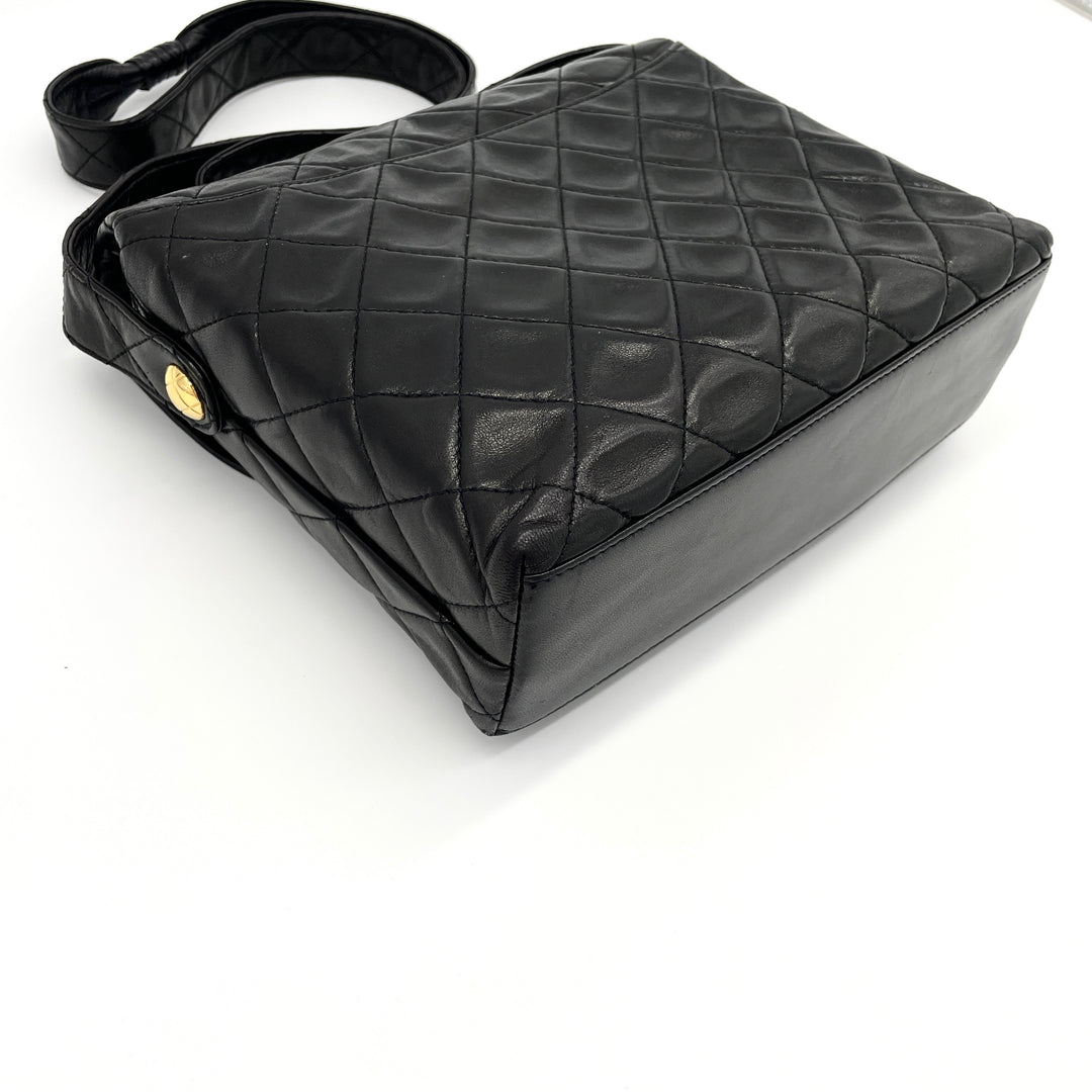 CHANEL Matelasse Shoulder Bag