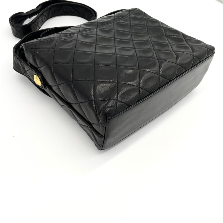 CHANEL Matelasse Shoulder Bag