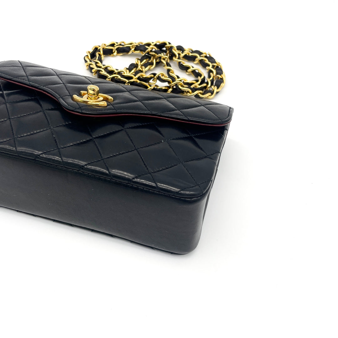 CHANEL Matelasse Shoulder Bag