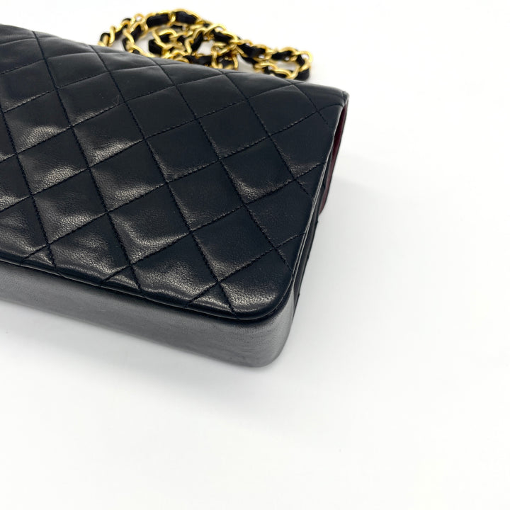 CHANEL Matelasse Shoulder Bag