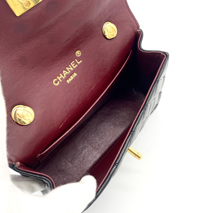 CHANEL Matelasse Shoulder Bag